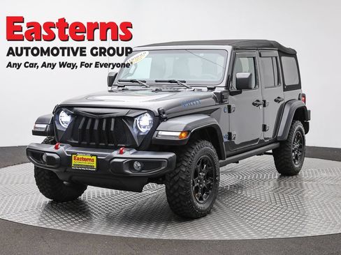 Used 2023 Jeep Wrangler Unlimited w/ Cold Weather Group AWD/4WD image 1