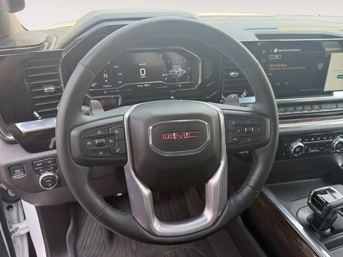 Used 2025 GMC Sierra 1500 Elevation w/ LPO, Elevation Black Package AWD/4WD image 13