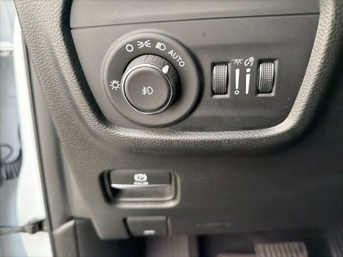 Used 2022 Jeep Grand Cherokee L Limited image 26