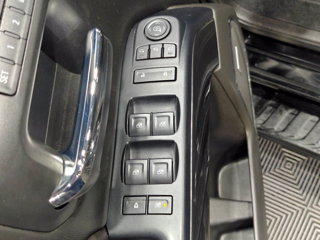 Used 2018 GMC Sierra 1500 SLT w/ All-Terrain Package AWD/4WD image 48
