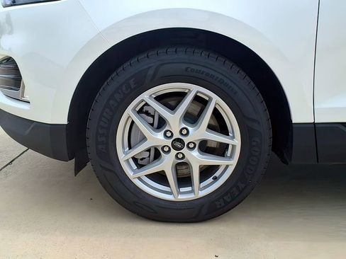Used 2023 Ford Edge SEL w/ Convenience Package AWD/4WD image 23