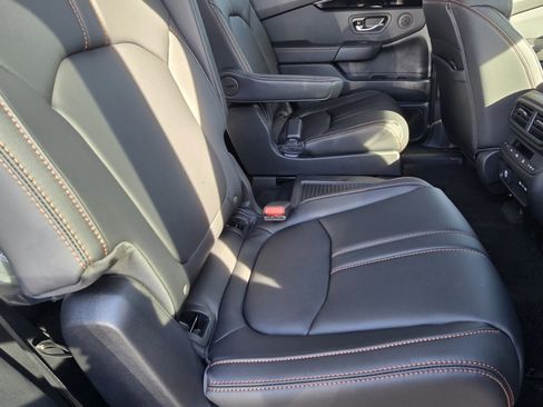 New 2025 Honda Pilot TrailSport image 23