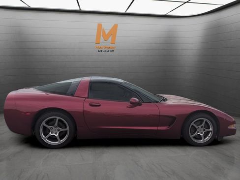 Used 2000 Chevrolet Corvette Coupe w/ Roof Pkg RWD image 6