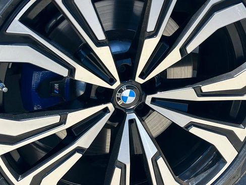 Certified 2024 BMW X7 M60i w/ Executive Package AWD/4WD image 33