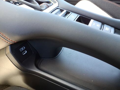 Used 2025 Honda HR-V Sport image 21