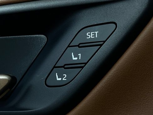 Used 2026 Toyota Crown Signia w/ Advanced Technology Package AWD/4WD image 15