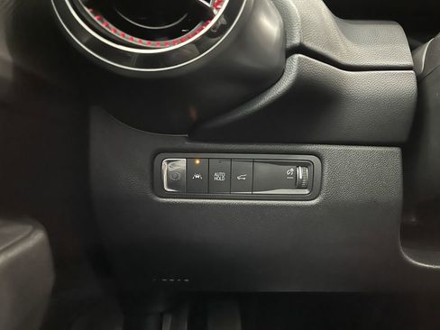 Certified 2024 Chevrolet Equinox EV RS image 18