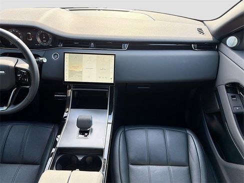 Used 2024 Land Rover Range Rover Evoque Dynamic SE image 19