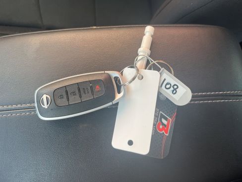 Used 2024 Nissan Sentra S image 37