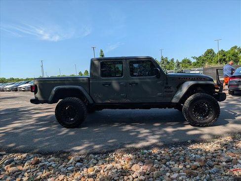 Used 2023 Jeep Gladiator Mojave w/ Trailer Tow Package AWD/4WD image 6