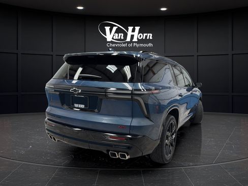 Used 2024 Chevrolet Traverse RS AWD/4WD image 7