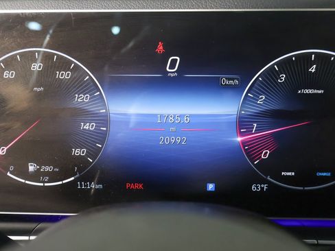 Used 2025 Mercedes-Benz GLE 350 4MATIC w/ AMG Line Exterior image 39