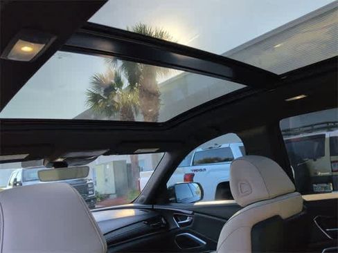 Certified 2025 Acura RDX SH-AWD image 21