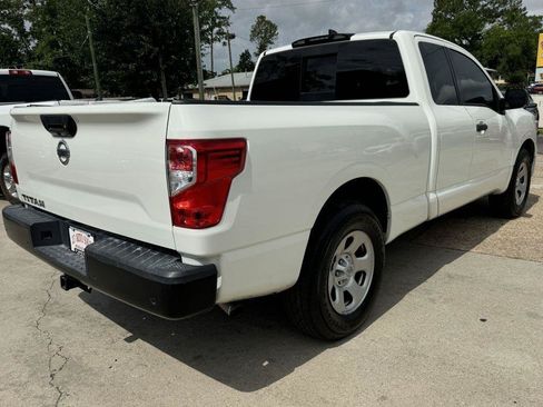 Used 2022 Nissan Titan S RWD image 5
