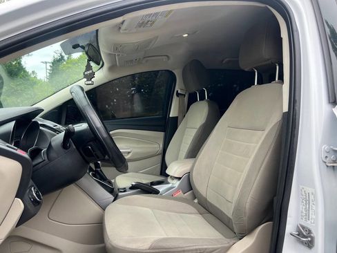 Used 2013 Ford Escape SE image 9