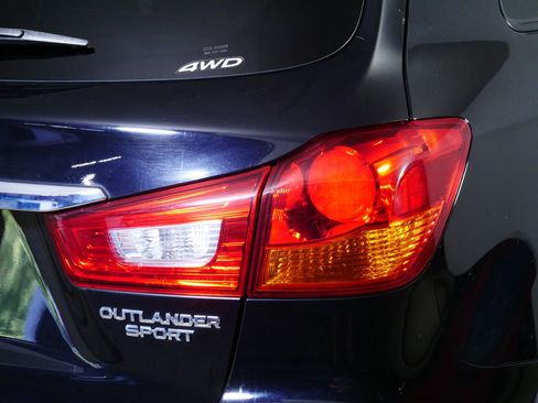Used 2019 Mitsubishi Outlander Sport AWD image 17