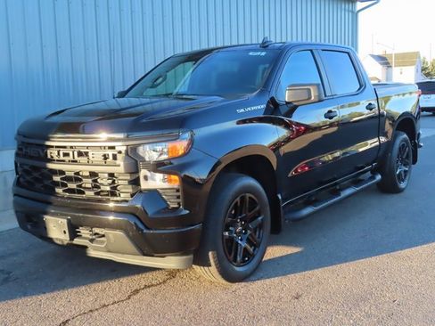 Used 2023 Chevrolet Silverado 1500 Custom image 6