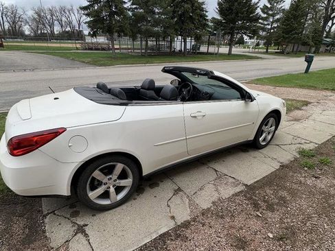 Used 2006 Pontiac G6 GTP w/ Premium Value Package image 4