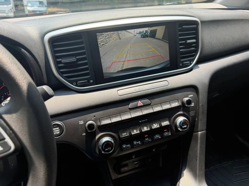 Used 2022 Kia Sportage LX w/ LX AWD Value Edition Package image 38