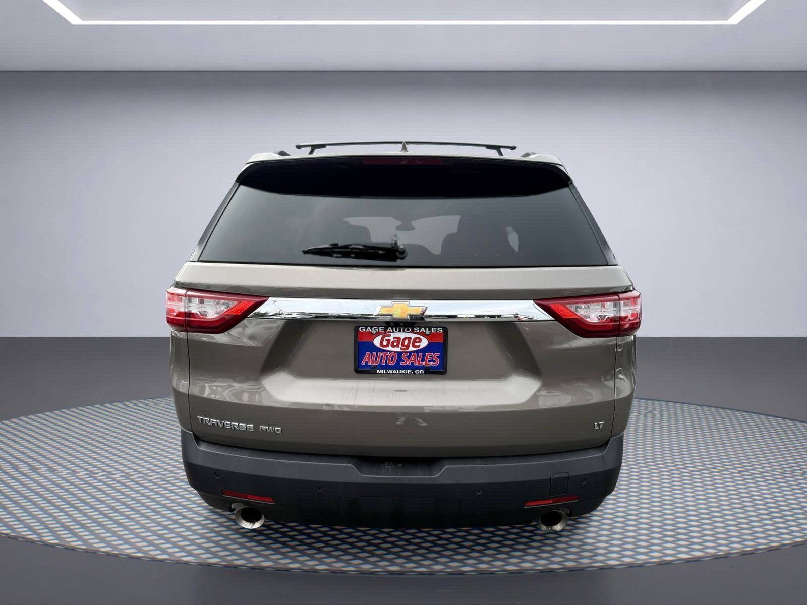 Used 2020 Chevrolet Traverse LT w/ LT Premium Package AWD/4WD image 5