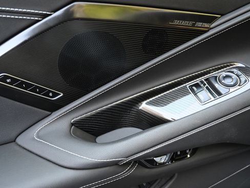 Used 2023 Chevrolet Corvette Stingray Preferred Cpe w/ Z51 Performance Package RWD image 15