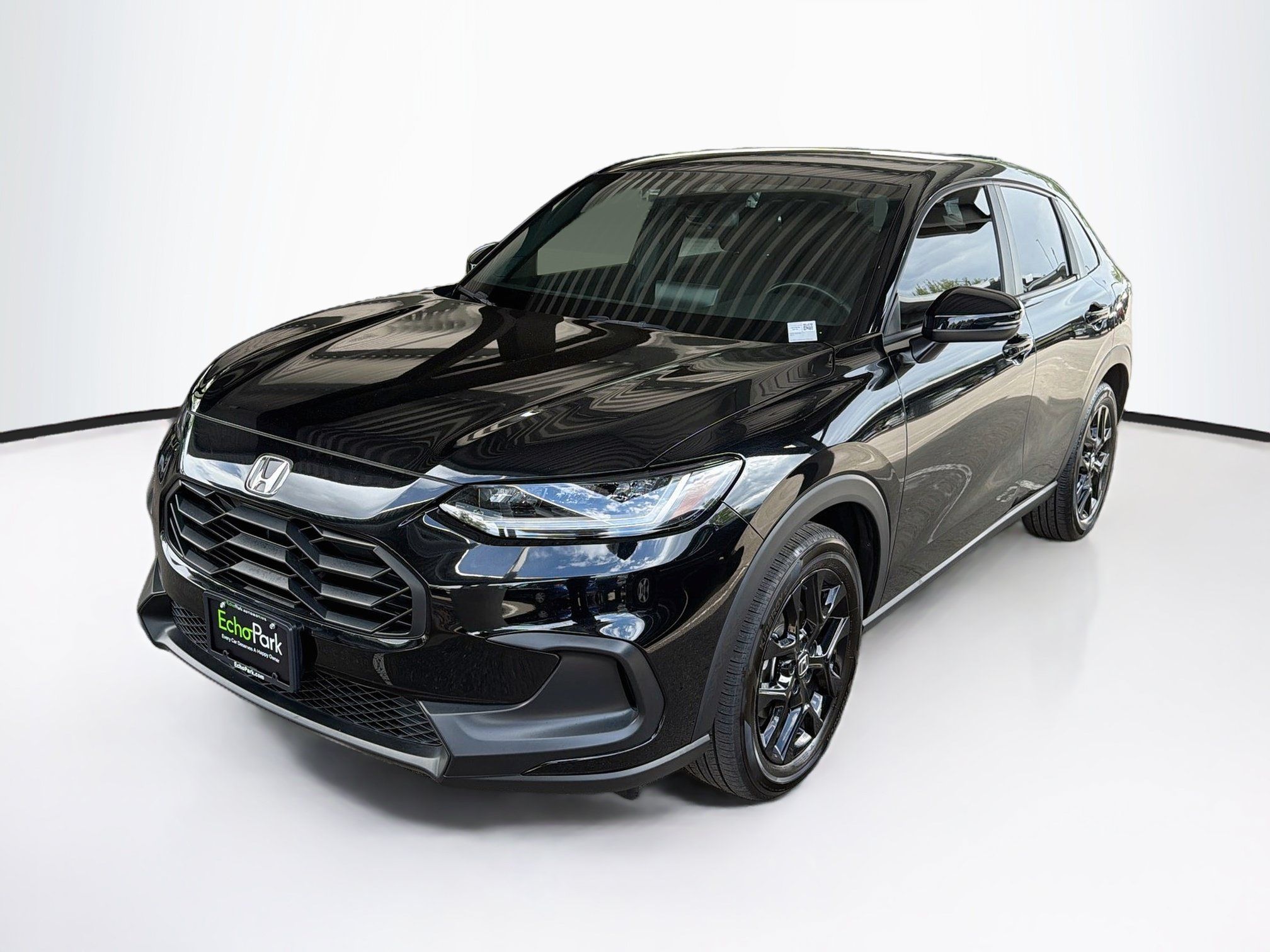 Used 2025 Honda HR-V Sport image 3