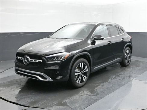 New 2025 Mercedes-Benz GLA 250 image 34