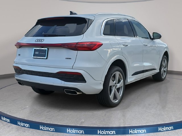 Used 2025 Audi Q5 Premium Plus w/ Premium Plus AWD/4WD image 5