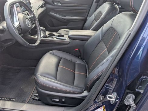 Used 2022 Nissan Altima 2.5 SR FWD image 9