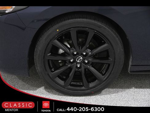 Used 2024 MAZDA MAZDA3 s FWD image 21