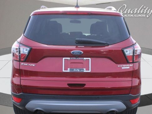 Used 2018 Ford Escape Titanium image 5