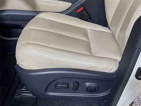 Used 2020 Nissan Murano SL w/ Moonroof Package image 18