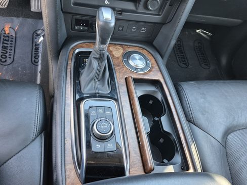 Certified 2024 Nissan Armada SL w/ Captain's Chairs Package RWD image 34