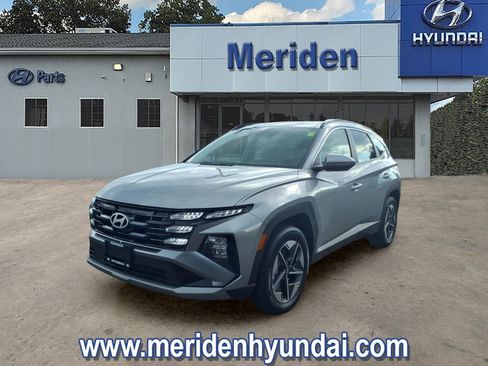 Used 2025 Hyundai Tucson SEL AWD/4WD image 1