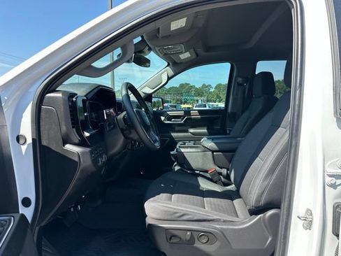 Used 2024 Chevrolet Silverado 1500 RST AWD/4WD image 8