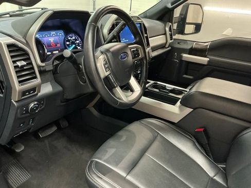 Used 2022 Ford F250 Lariat w/ Lariat Ultimate Package AWD/4WD image 17