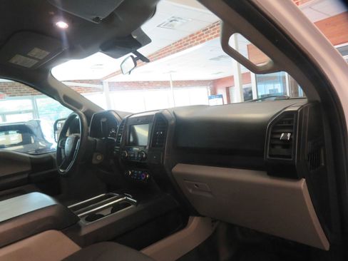 Used 2019 Ford F150 XL w/ Equipment Group 101A Mid AWD/4WD image 28