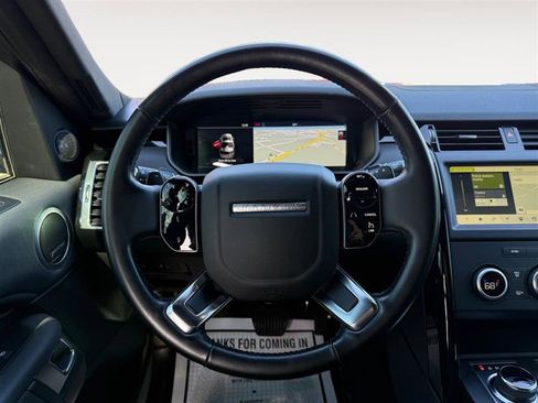 Used 2020 Land Rover Discovery SE image 14