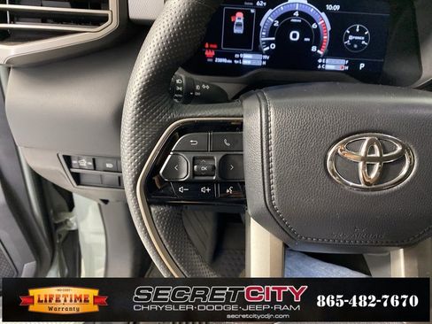 Used 2024 Toyota Tundra Limited image 15