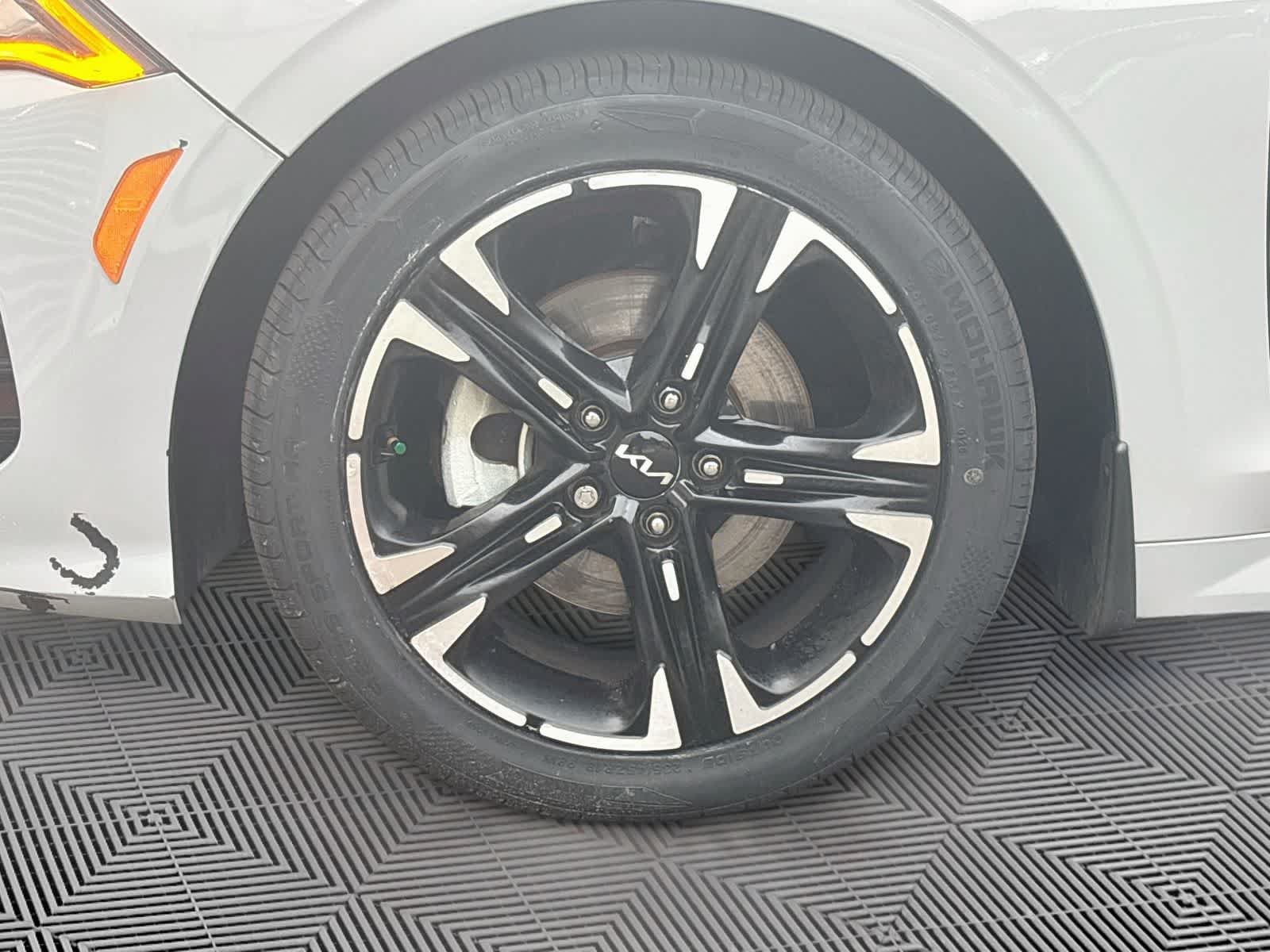 Used 2022 Kia K5 GT-Line FWD image 31