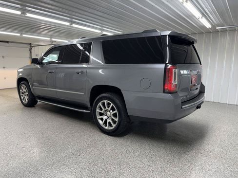 Used 2020 GMC Yukon XL Denali w/ Open Road Package AWD/4WD image 5