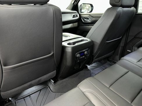 Certified 2024 Chevrolet Tahoe Z71 w/ Luxury Package image 22