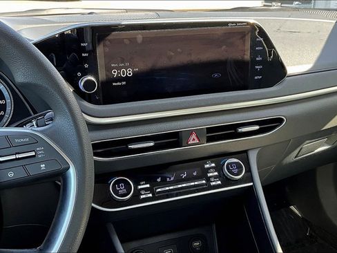 Used 2023 Hyundai Sonata SEL image 8