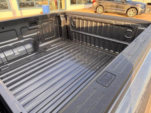 New 2025 Ford Ranger XLT w/ Technology Package image 10