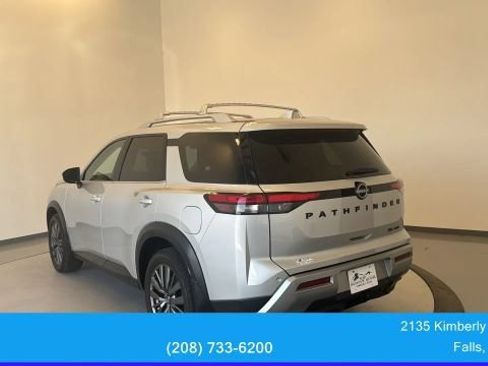 Used 2024 Nissan Pathfinder SL w/ SL Premium Package AWD/4WD image 8