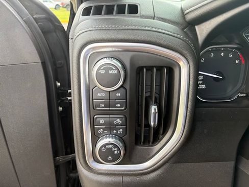 Used 2021 GMC Sierra 1500 Elevation AWD/4WD image 19
