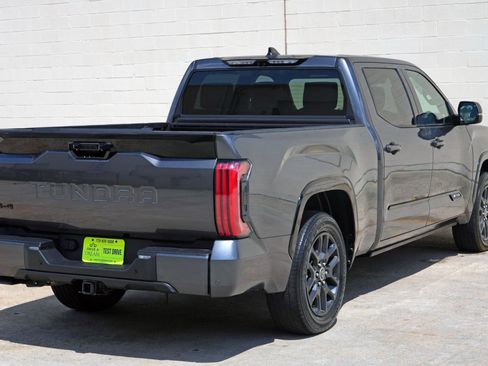 Used 2022 Toyota Tundra Platinum w/ Advanced Package AWD/4WD image 53