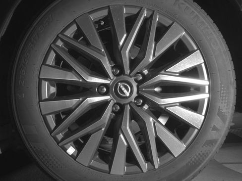 Used 2025 Nissan Altima 2.5 SV FWD image 17