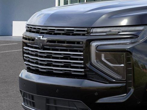 New 2026 Chevrolet Suburban High Country image 13