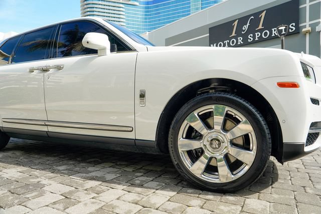 Used 2022 Rolls-Royce Cullinan AWD/4WD image 36